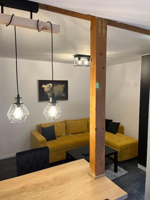 Lovely Apartment In City Center . Belgrad Exteriör bild